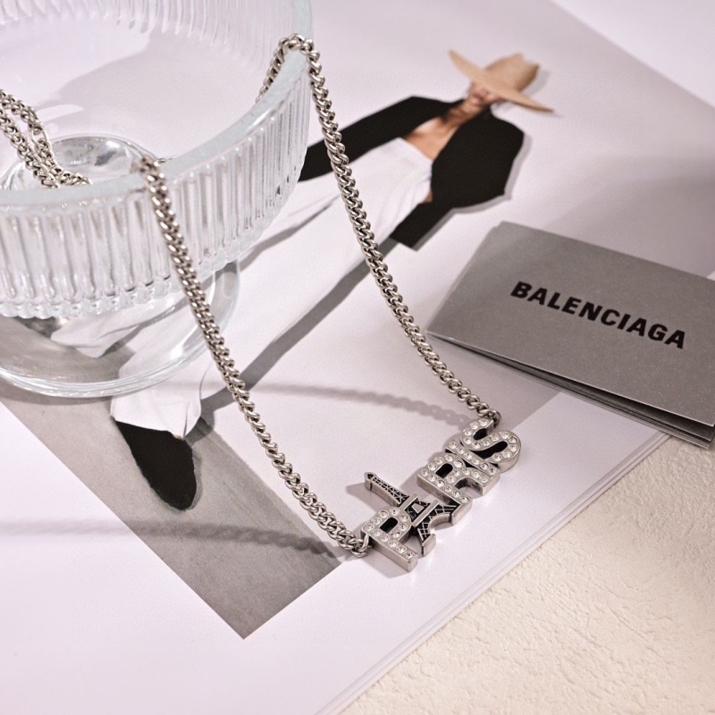 Ba1en*iaga necklaces